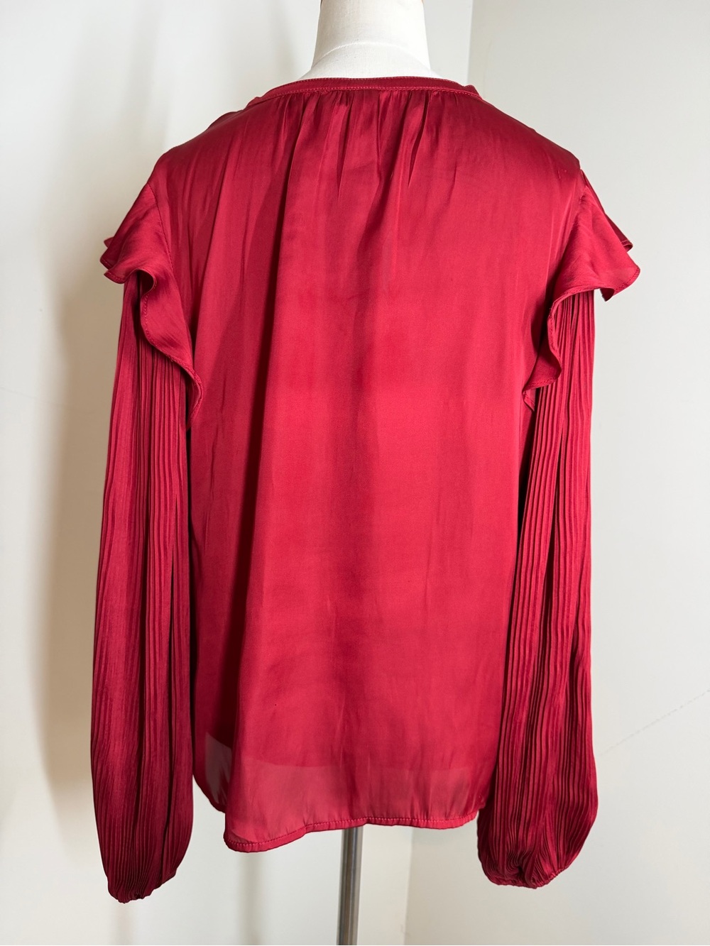 Anthropologie Dolan Left Coast Red Satin-SZ M-Pleated Balloon Sleeve Blouse - Picture 5 of 12